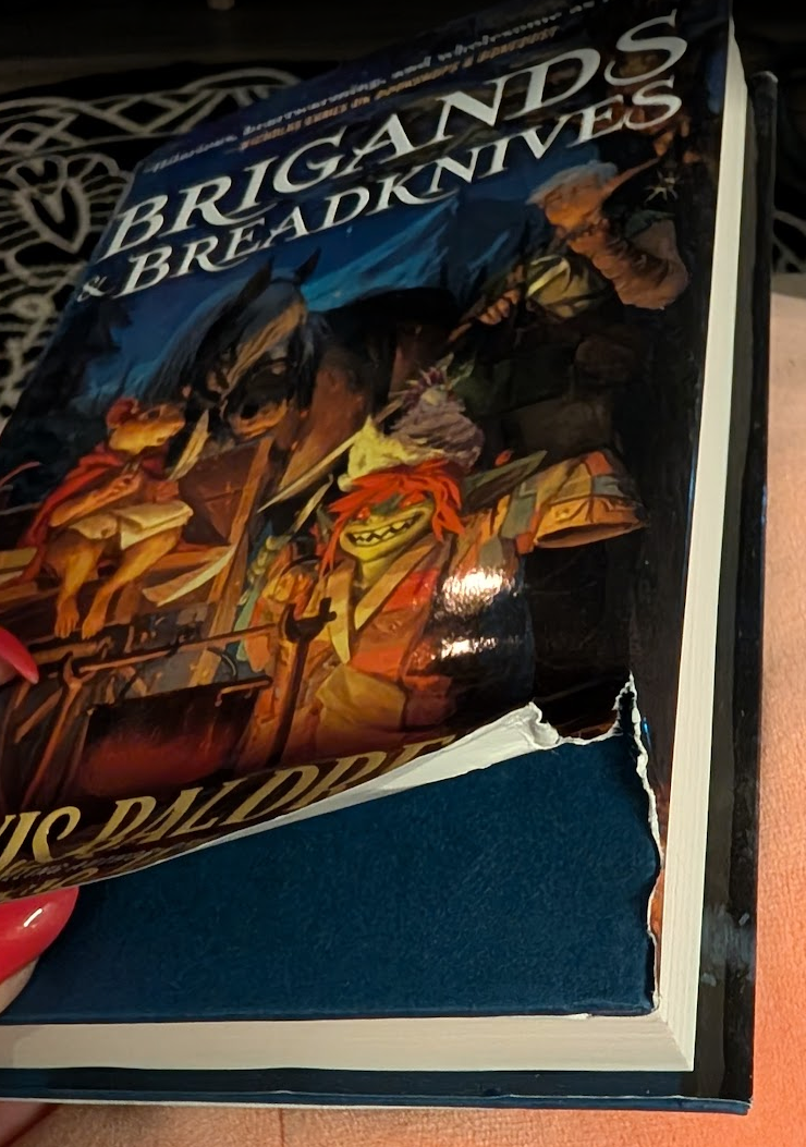 Brigands & Breadknives (Legends & Lattes #2)
